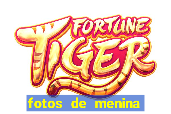 fotos de menina cacheada no espelho